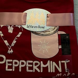 NWT La Vie en Rose pjs